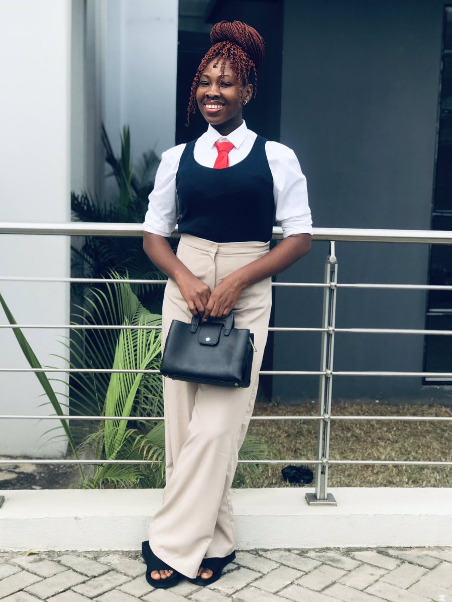 Favour Amayo tweet media