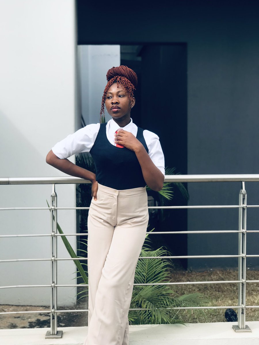 Favour Amayo tweet media