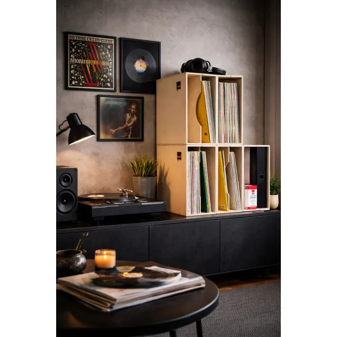 Klangheimat's tweet photo. Die Knosti Archifix-Box Woodline ist da: 50 LPs. Pappelholz. Made in Germany. Modulares System, das mit jeder Sammlung wächst. Ab 39,90 €.
Das ist Vinyl-Aufbewahrung, die aussieht, wie sie klingt. 🎶

#Vinyl #HiFi https://t.co/cE9wFZpFZE