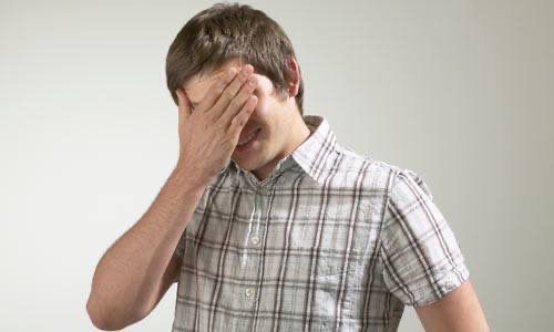 دراسة:

الاشخاص الأكثر نسياناً هم أكثر ذكاءاً عن غيرهم لأن أدمغتهم تتخلص تلقائياً من المعلومات الزائدة، لذلك الأذكياء ينسون أسماء الأشخاص والتواريخ وبعض التفاصيل! 🧠