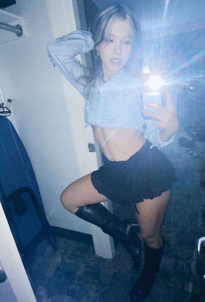 LUX LANE tweet media