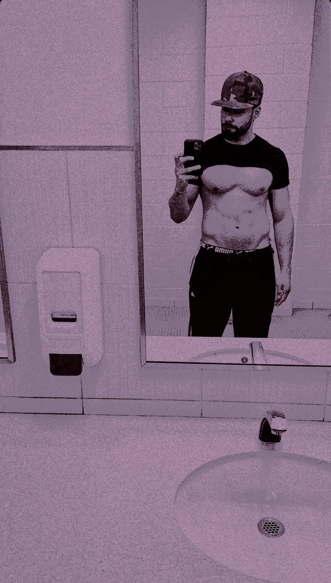  — off* 🍩 tweet media