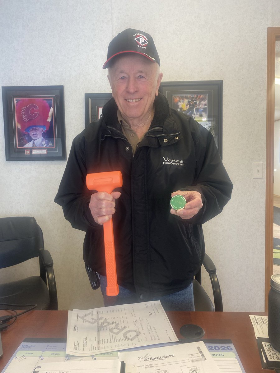 Brandon Angle tweet media