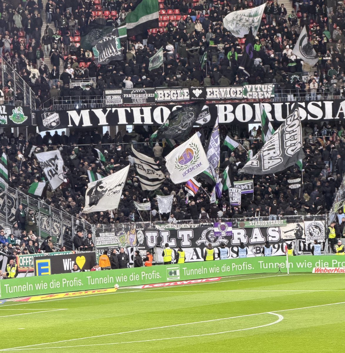 Hannah Gobrecht tweet media