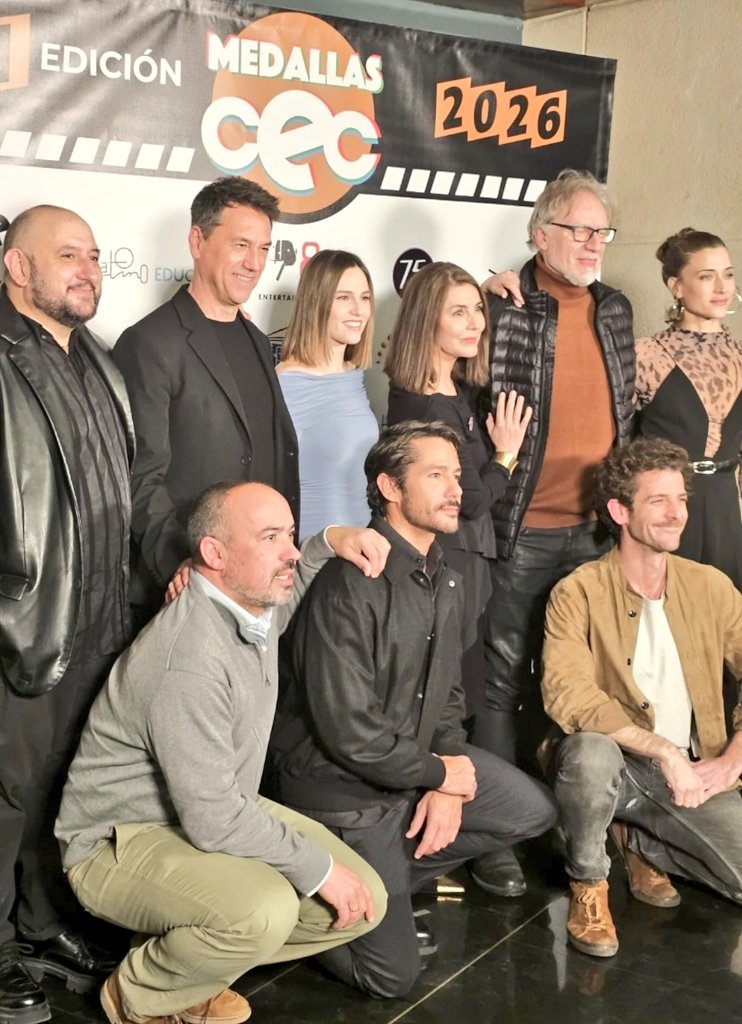 nexusgeek95's tweet photo. Muchísimas felicidades al pedazo de elenco de @SuenosLibertad_ por esa merecidisima nominación #PremiosCec #Sueñosdelibertad https://t.co/v8dqkPoNbA