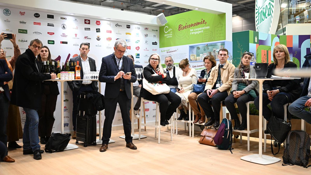 lacoopagricole's tweet photo. #SIA2026LCA |
Nous mettons l'#innovation dans la filière au #SIA2026 ! Un sujet qui façonne déjà l’avenir de la filière. Un moment privilégié pour illustrer la créativité, l’agilité et la capacité d’adaptation des caves coopératives face aux nouveaux modes de #consommation 🍷 https://t.co/eKg9zpkpPM