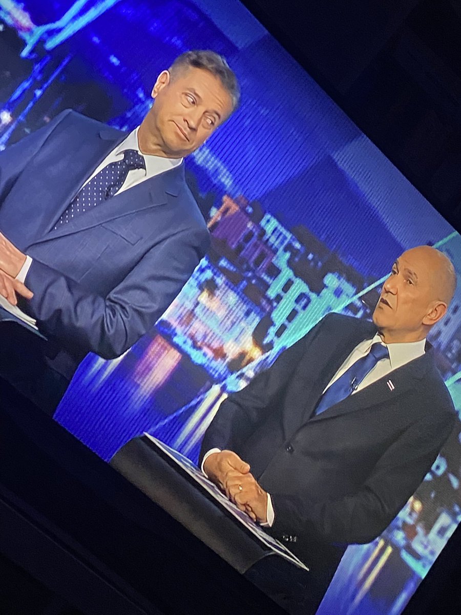 What a look.. 🤢#slovenijaodloča #svobodajesramotazaslo #volitve2026