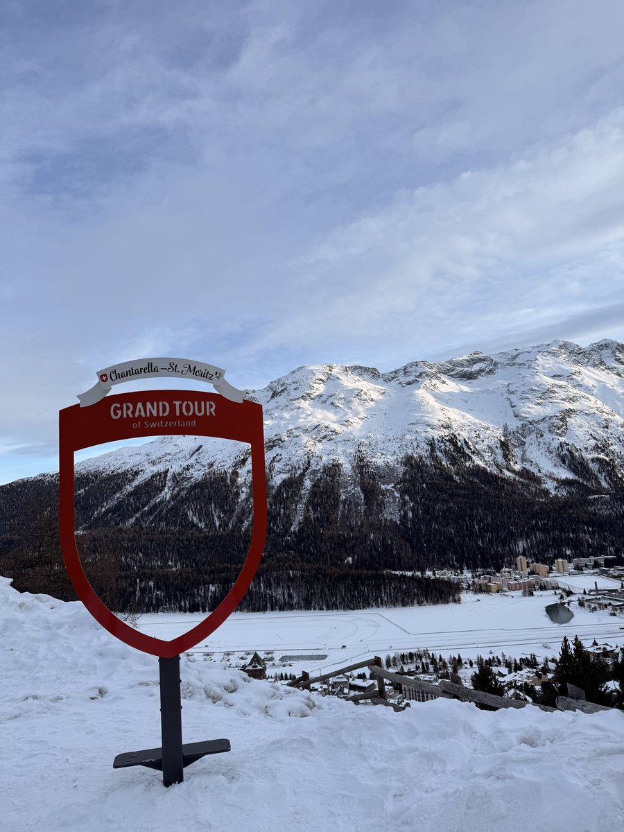 Mi lugar de calma, de risas, de recuerdos.
Donde todo se detiene.
Aquí soy feliz, siempre.