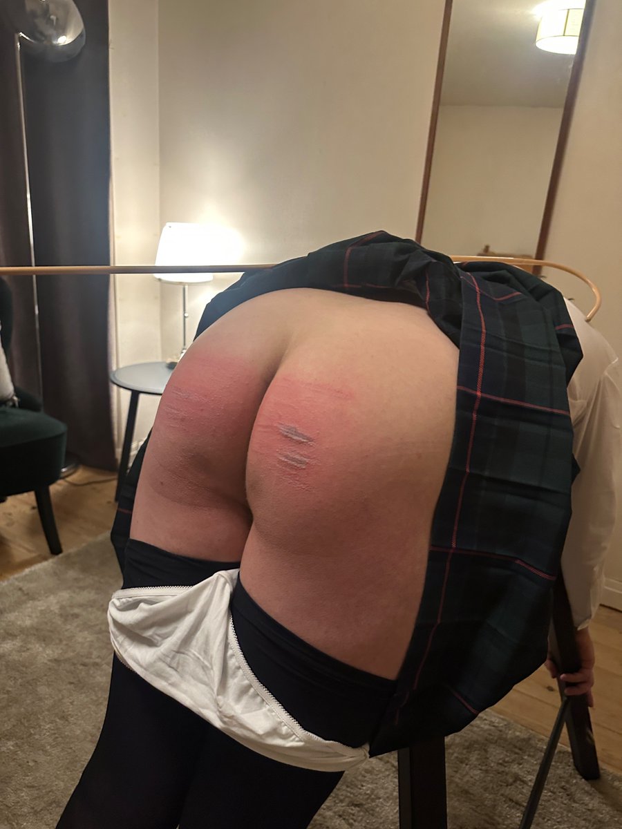 ј𝓊sⓣ 𝒞𝒽𝒶𝓇𝓁o𝓉𝓉𝑒 🔞 tweet media