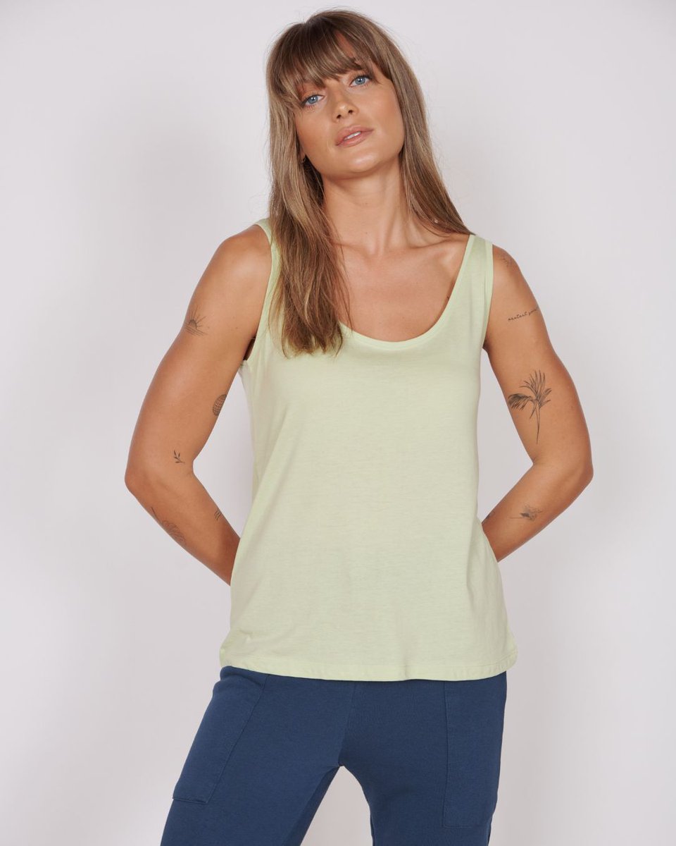 jeetlypetite's tweet image. Spring is on the way - time to get your wardrobe staples sorted for the season ahead!
Head over to our website to browse our collections - jeetly.com 

 #SpringFashion #WardrobeEssentials #SeasonalStyle #SpringWardrobe #StyleInspo
@rackhams_retail