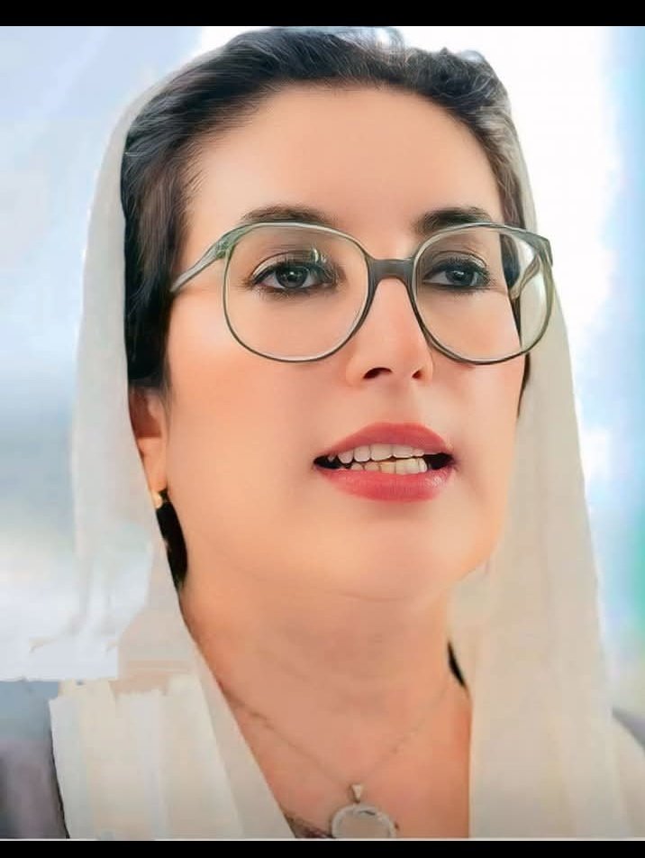 saba__abro's tweet photo. شہید محترمہ بینظیر بھٹو — جمہوریت کی روشن شمع، جو آج بھی دلوں میں زندہ ہے۔ ✊🌹
#SMBB https://t.co/v2zCEvAR7E