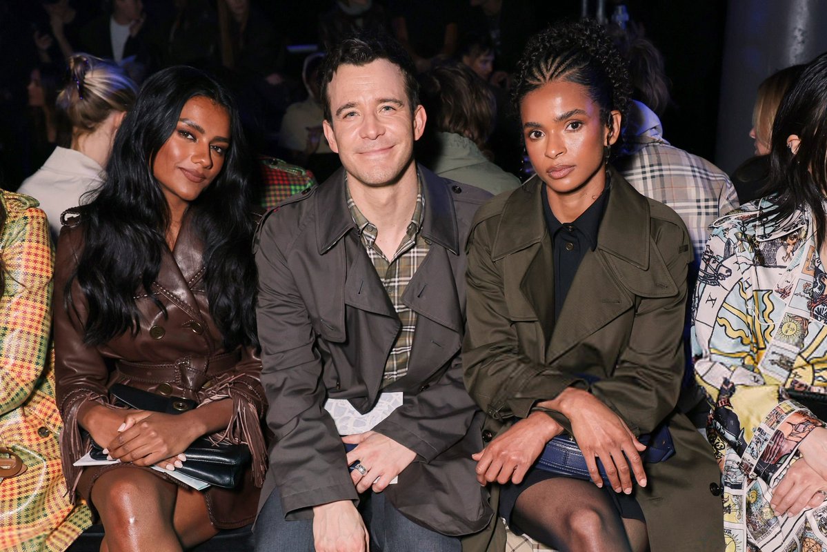 📸 | Simone Ashley, Luke Thompson and Ramla Ali at the Burberry show on February 23, 2026 in London, UK