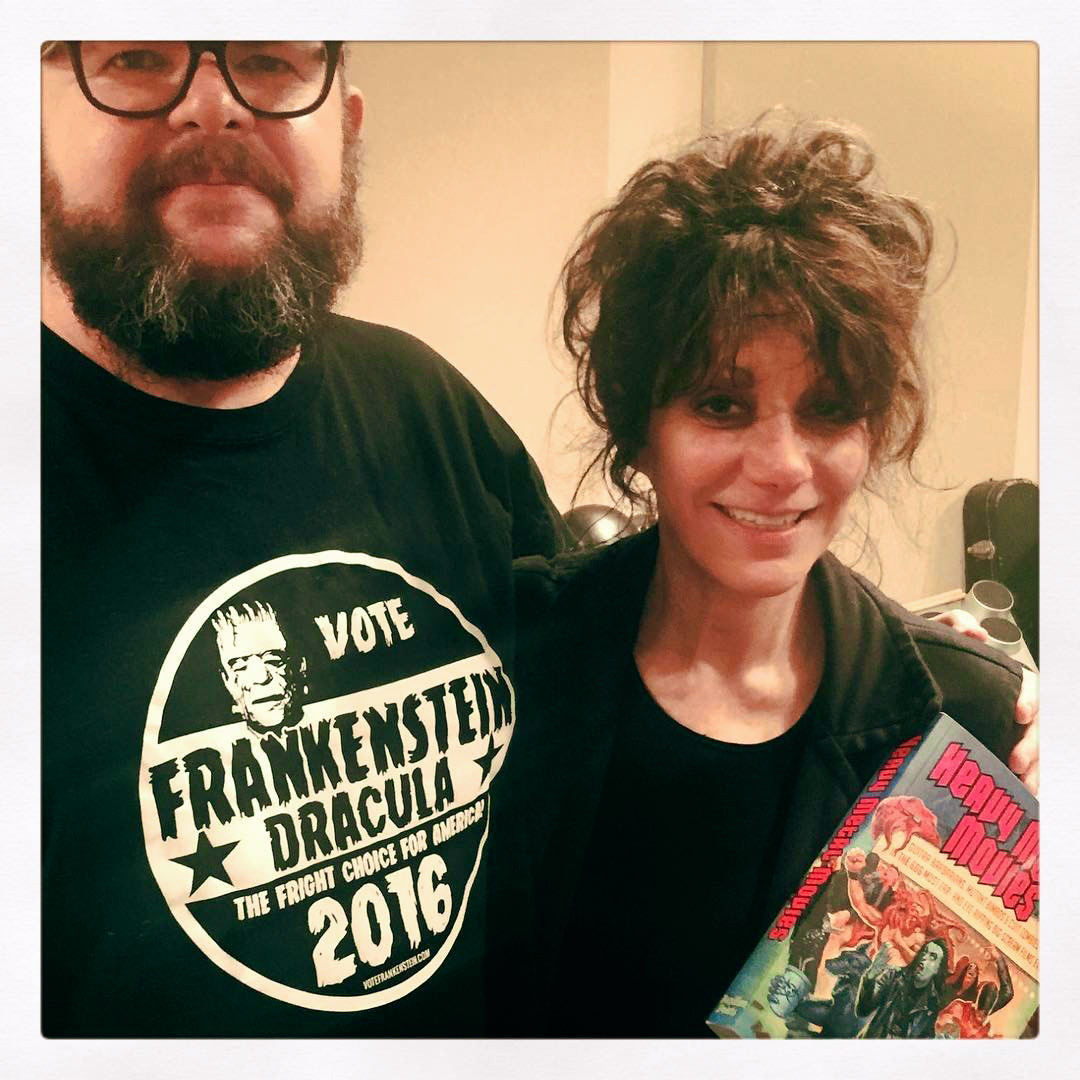 ianchriste's tweet image. Mike "McBeardo" McPadden saying aloha to totally awesome FAST TIMES AT RIDGEMONT HIGH / CLUELESS director Amy Heckerling, high priestess of TEEN MOVIE HELL! 🎥 Read McBeardo's movie books and bleed—or talk to Mr. Hand...

#teenmoviehell #heavymetalmovies #fasttimes #clueless