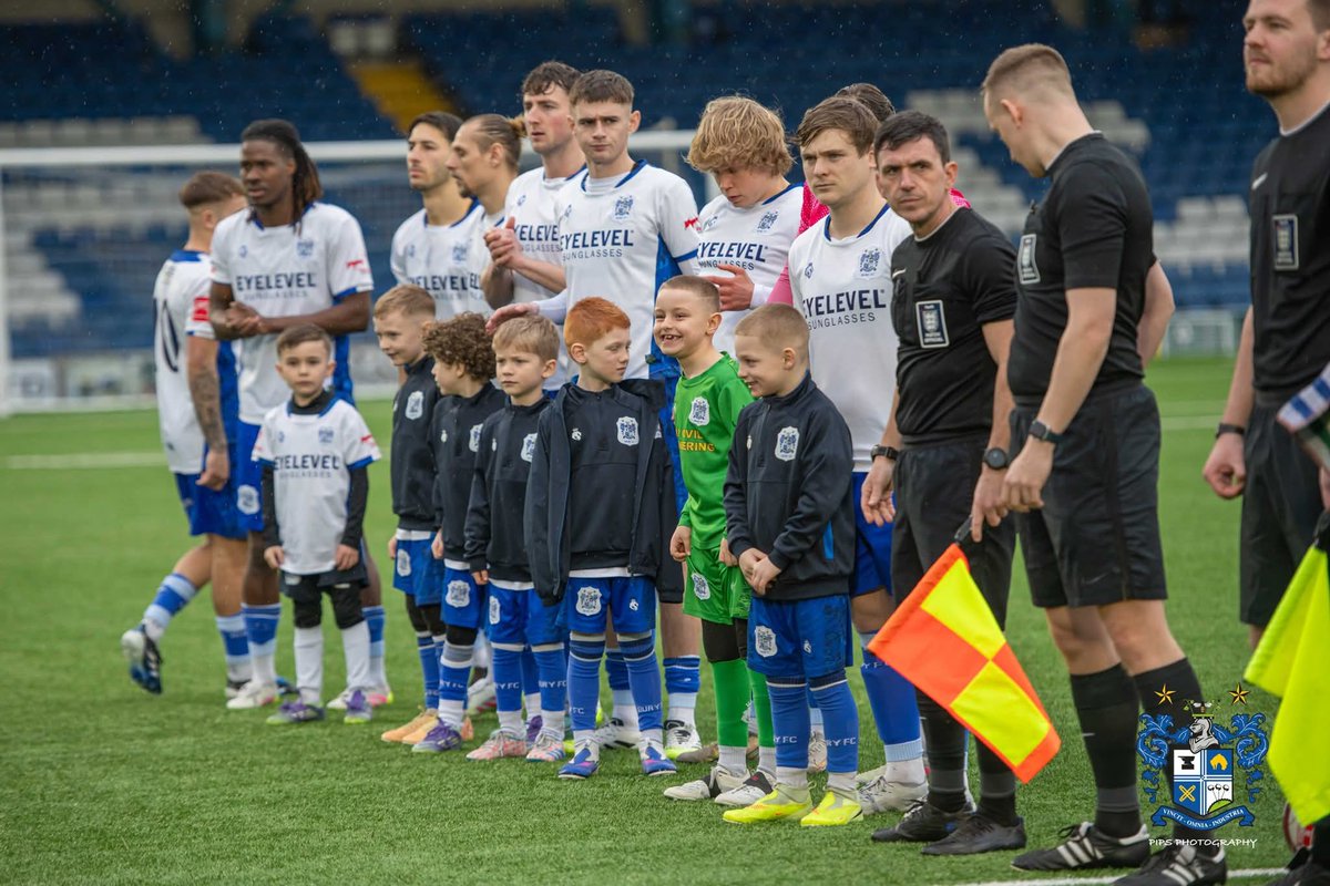 Bury FC Juniors tweet media
