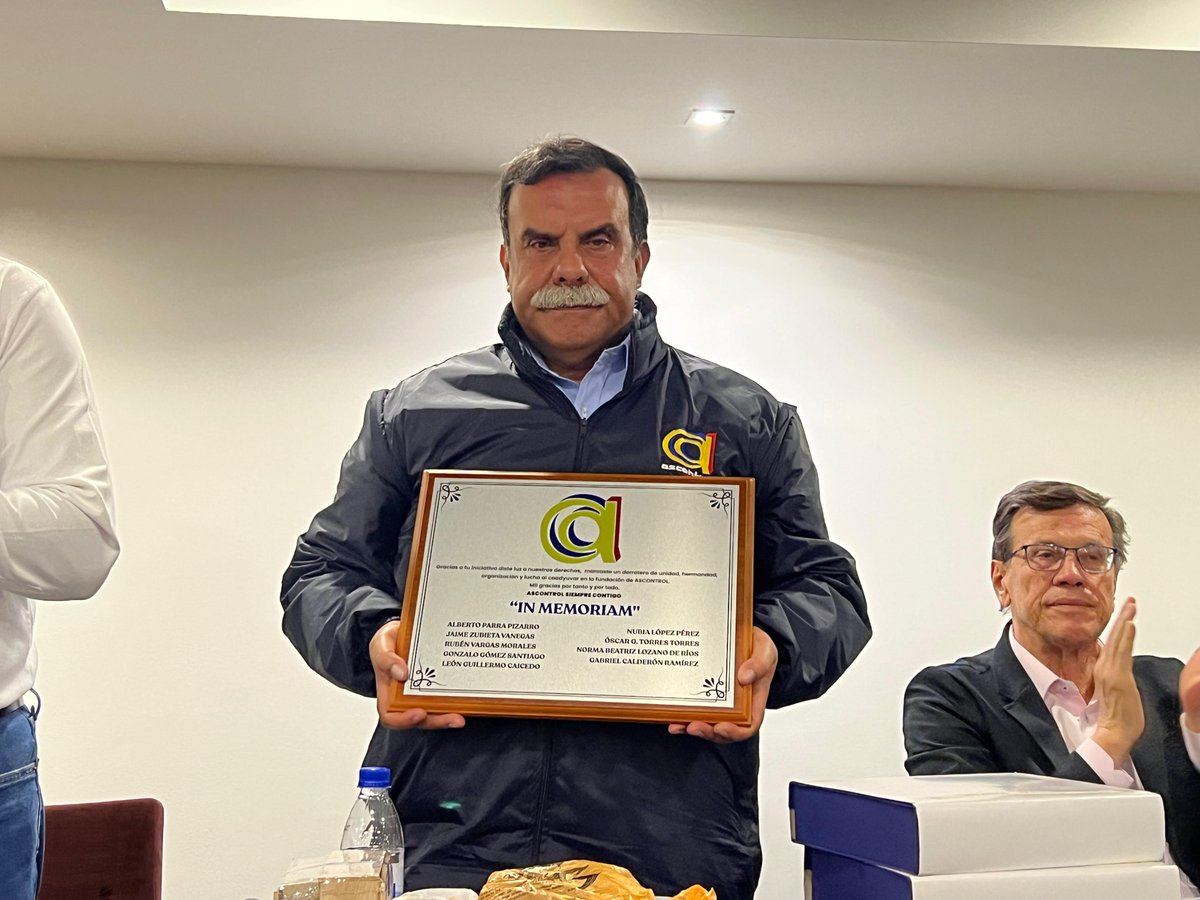 Central Unitaria de Trabajadores tweet media