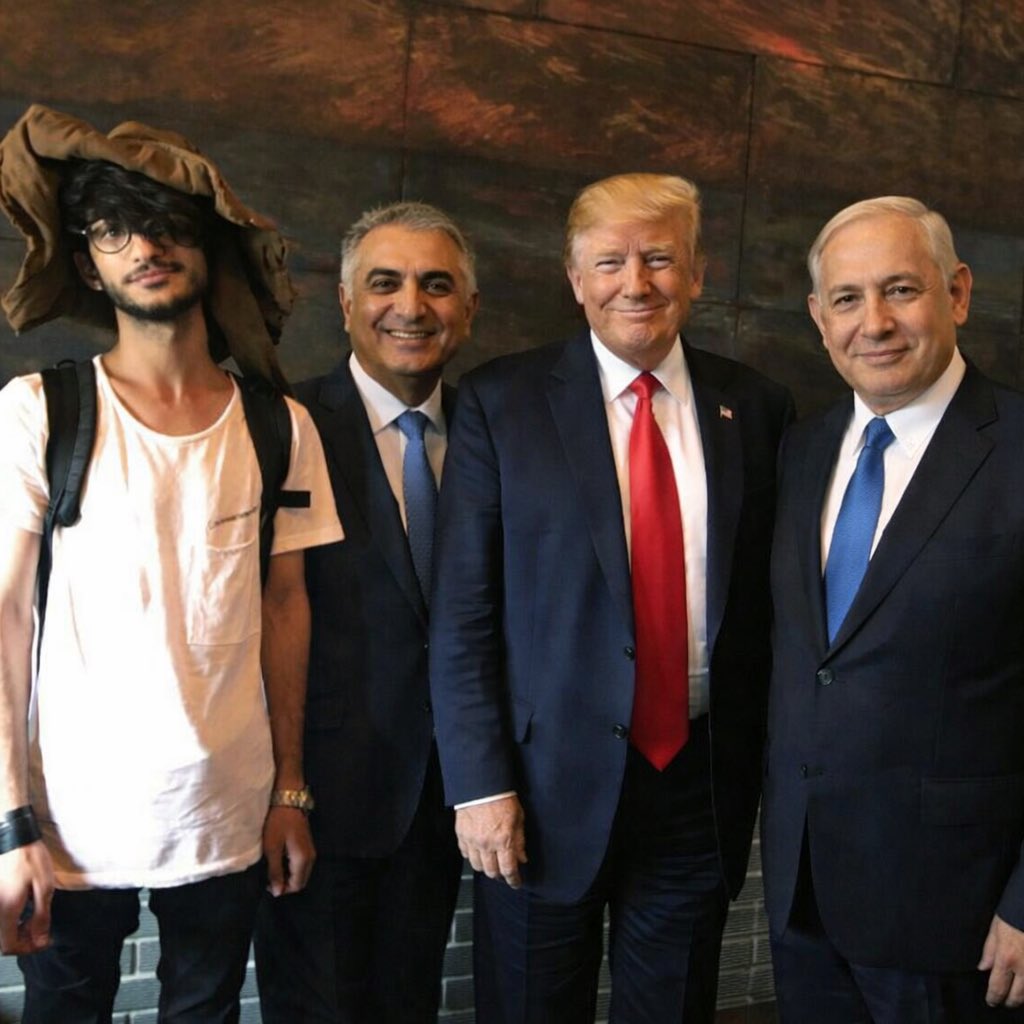 عین جیم tweet media