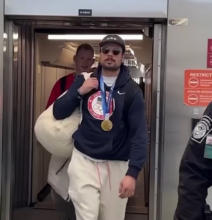 Leafslatest tweet media