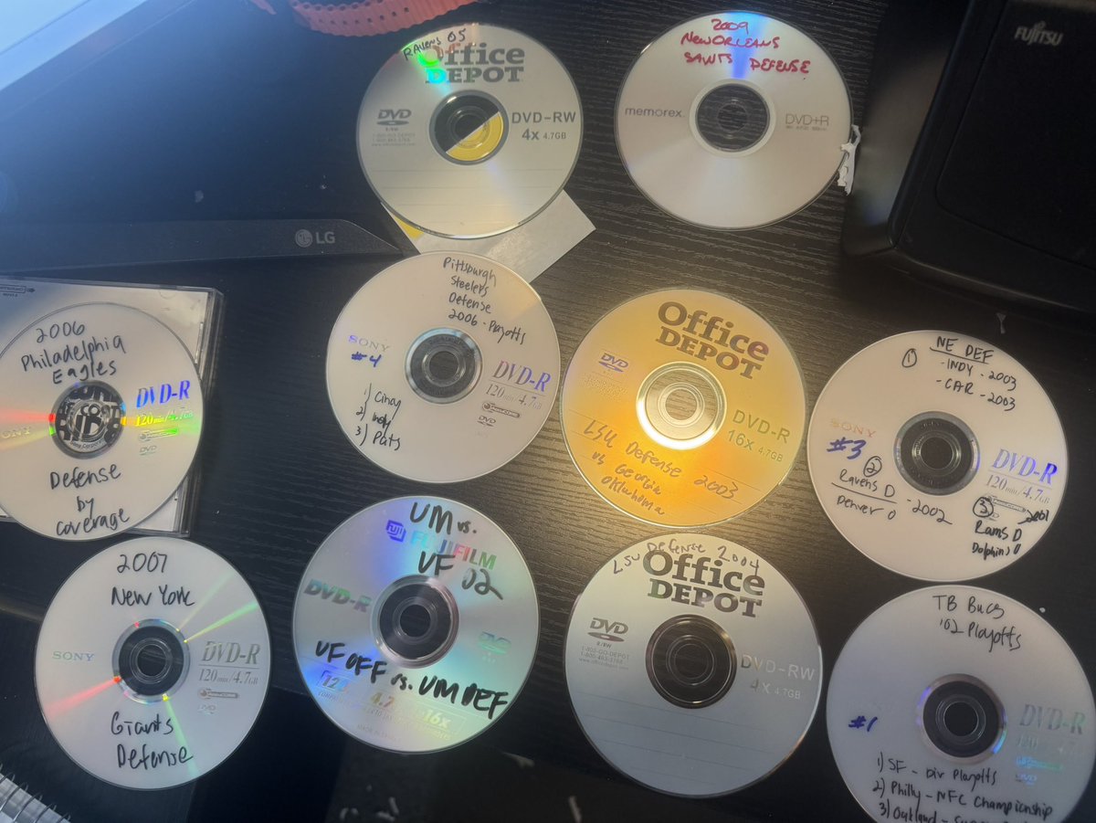 Coach Vass (Join Me on the Other App) tweet media