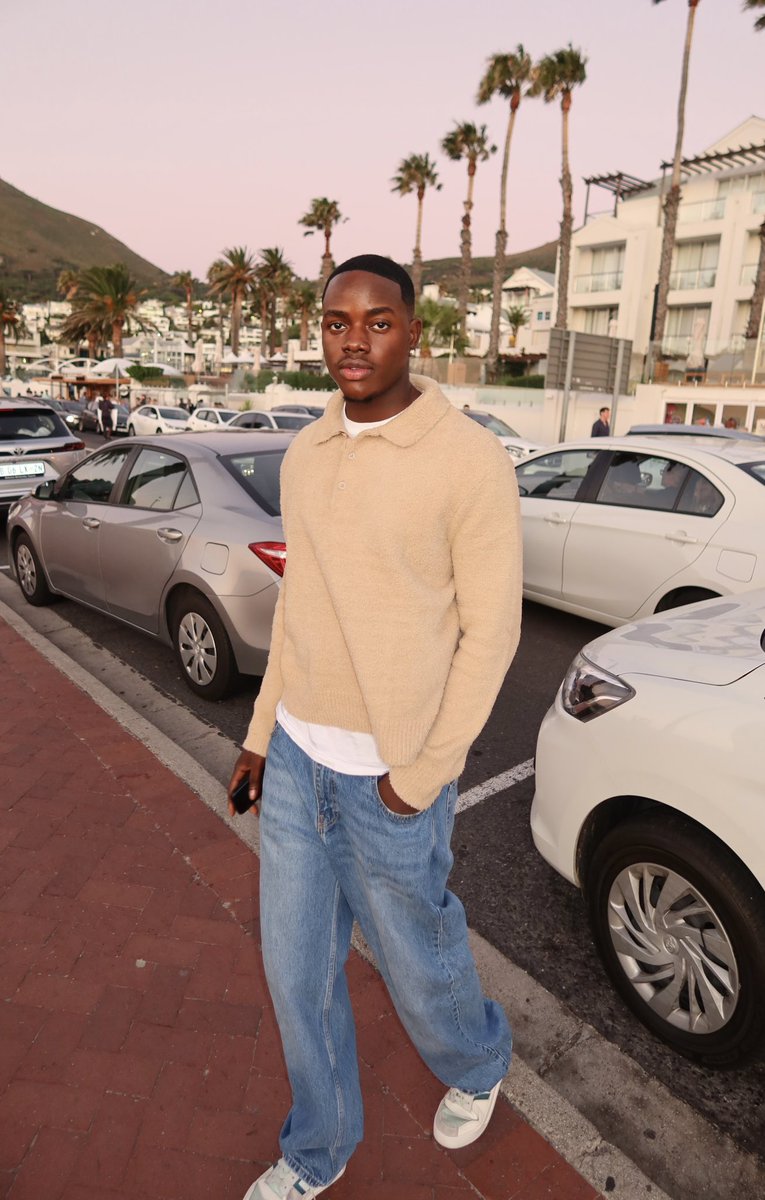 Sokeyrionz tweet media