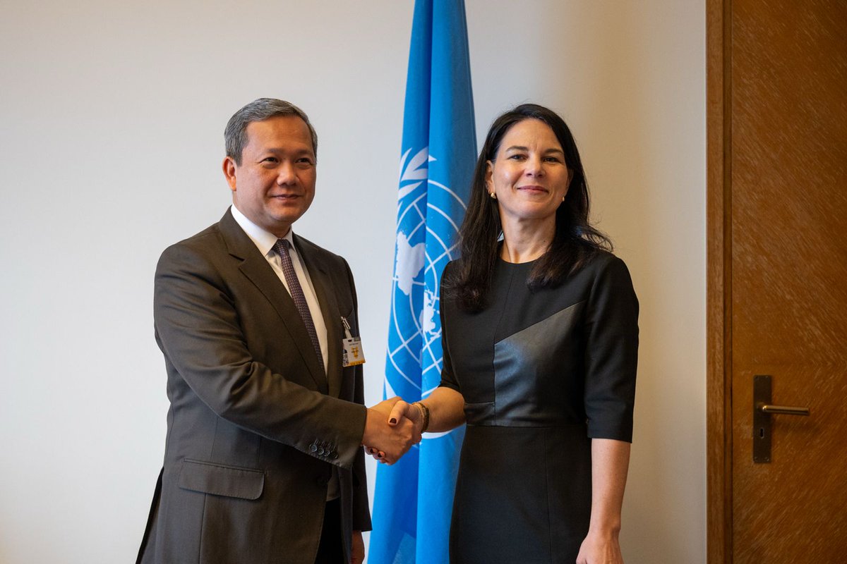 UN_PGA's tweet photo. Pleased to meet with H.E. Dr. Samdech Moha Borvor Thipadei Hun Manet, Prime Minister of the Kingdom of Cambodia. We discussed Cambodia’s contributions to the UN and the importance of dialogue towards the peaceful settlement of disputes between UN Member States. https://t.co/I7SaNDQ0rZ