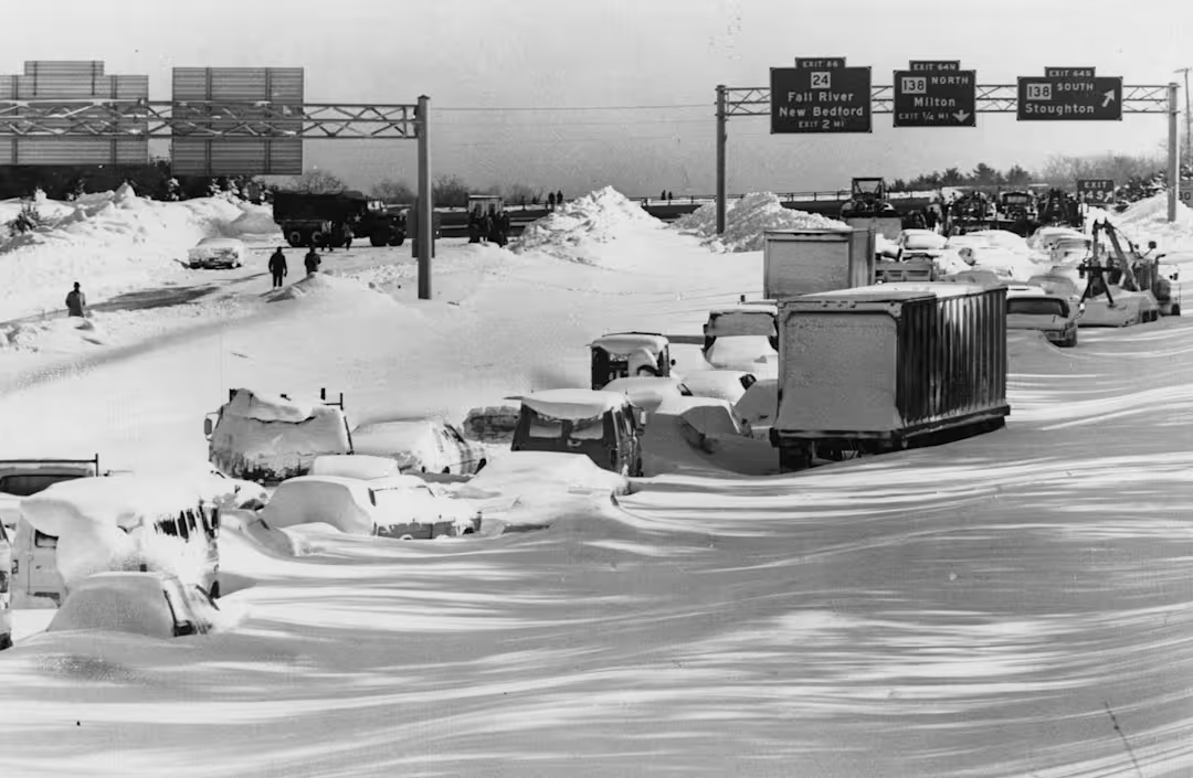 ChrisMartzWX's tweet image. The same exact weather that occurred 48 years ago in February 1978 is apparently caused by climate change today. The ignorance and arrogance of climate alarmists never cease to amaze me.