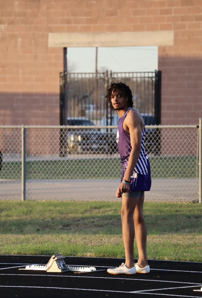 Elgin High School Track and Field tweet media
