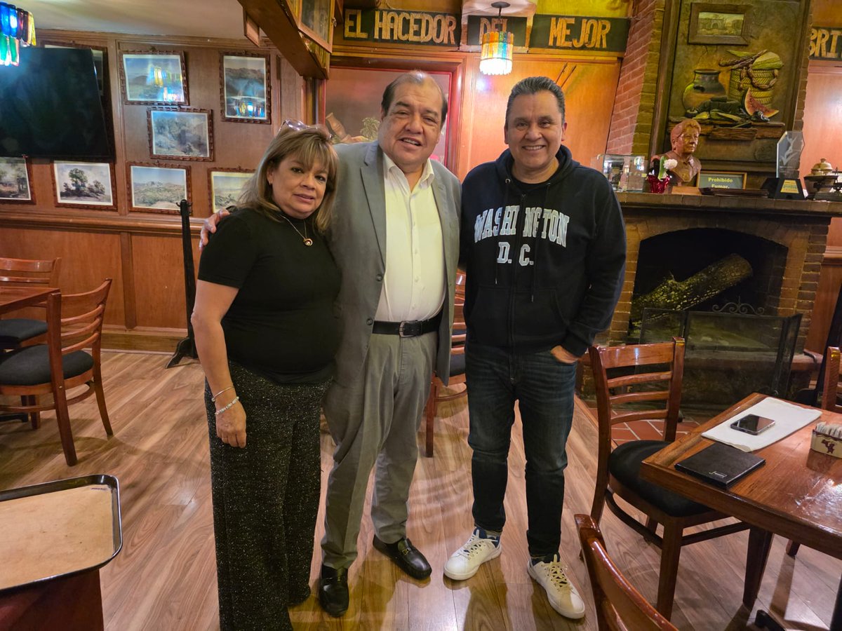 *AYM Network*

La empresa de televisión, que preside Benjamín Hinojosa Pérez, informó que Alejandro Jaimes Tryjillo, ex-comisionado de la LFA, se incorpora como Director de Operaciones.