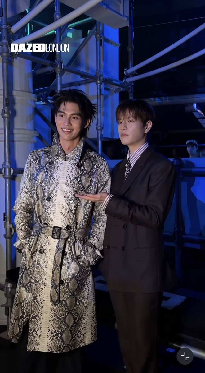 นุ้งไบ๊ตัวแค่นิ 🤏🏻

so cuteeeeeeee 😍

BRIGHT LFW 2026
#BurberryxBright
#BurberryAW26
#BurberryAW26xBRIGHT
#Burberry #bbrightvc