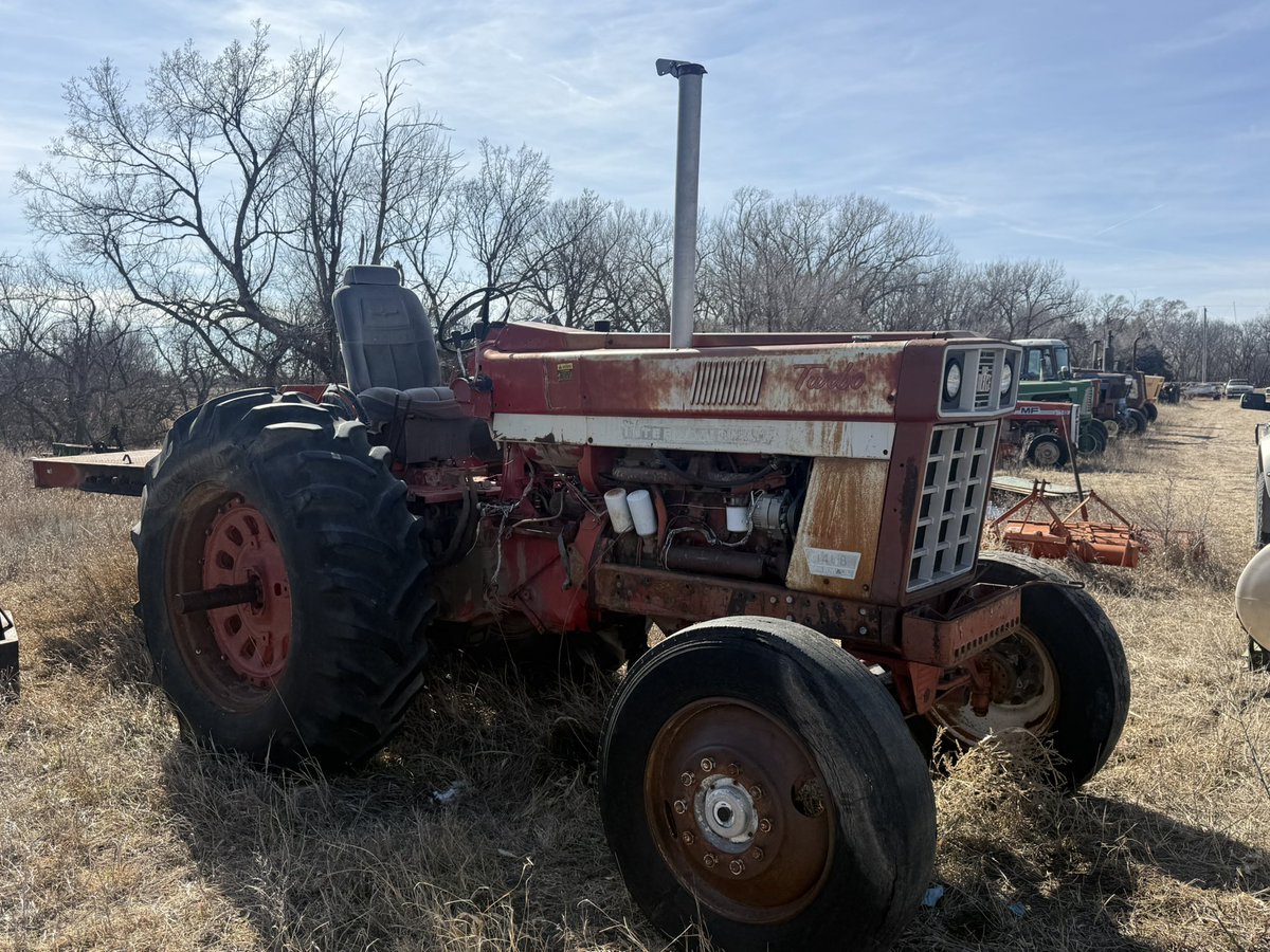 Red Tractor Trader tweet media