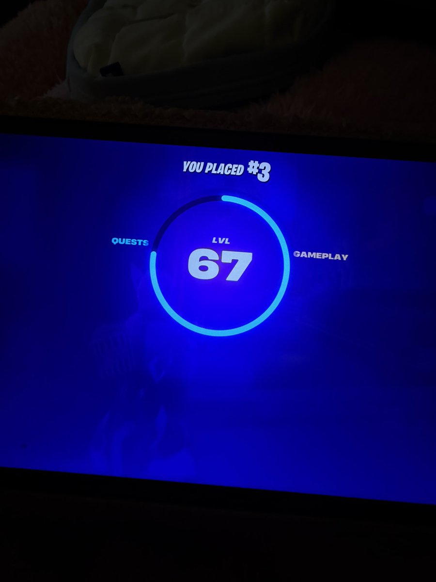 Dang it so close 🤣🤣🤣 
I’m just surprised I actually get eliminations on solos as I’m always the one dying first in groups 🤣🤣