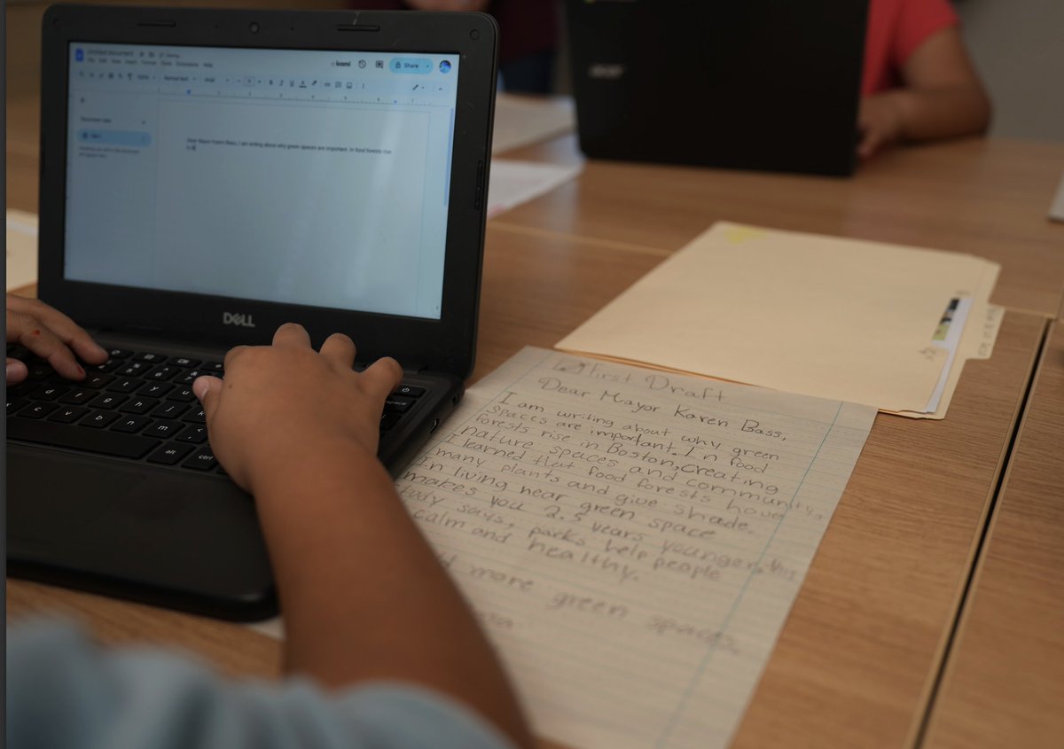 LAUSD_Achieve's tweet image. Kudos to our Climate-forward thinking 4th graders and members of the Climate Action Club at
@92nd Street STEAM Academy for writing letters to
@MayorOfLA advocating for more #GreenSpaces, including parks, that offer peace and calm to communities #NatureintheCity #OutdoorEquity