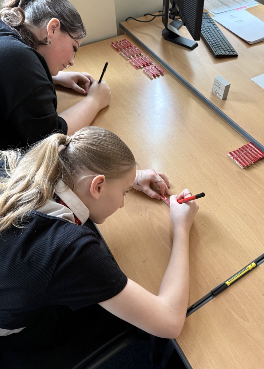 HADC crafted positivity pegs for <a href="/SSCheerleading/">Scottish Schools’ Cheerleading Association</a> Competition on Wednesday—fostering teamwork, resilience, and inspiration. 💪✨ Bonding through collaboration, we're ready to showcase sportsmanship and passion! 🏆 <a href="/HermitageAcad/">Hermitage Academy</a> <a href="/ABActiveSchools/">LiveArgyll Active Schools & Sport</a> #TeamWork #Ambition #Resilience ❤️