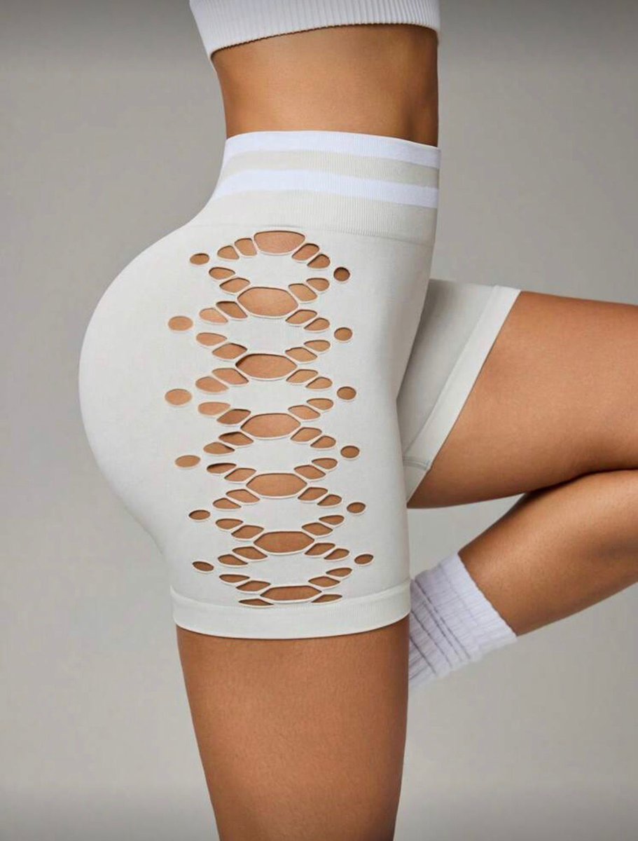 ProvocanteModa's tweet photo. Treino, suor e provocação 😈
Shortinho Hotwife com recortes laterais pra deixar o visual perigoso 🔥
Conforto + atitude = desejo garantido.
🛒 Disponível na Provocante Moda Hot
👉 https://t.co/DJeGqBaQcm https://t.co/SYxab2i3l6