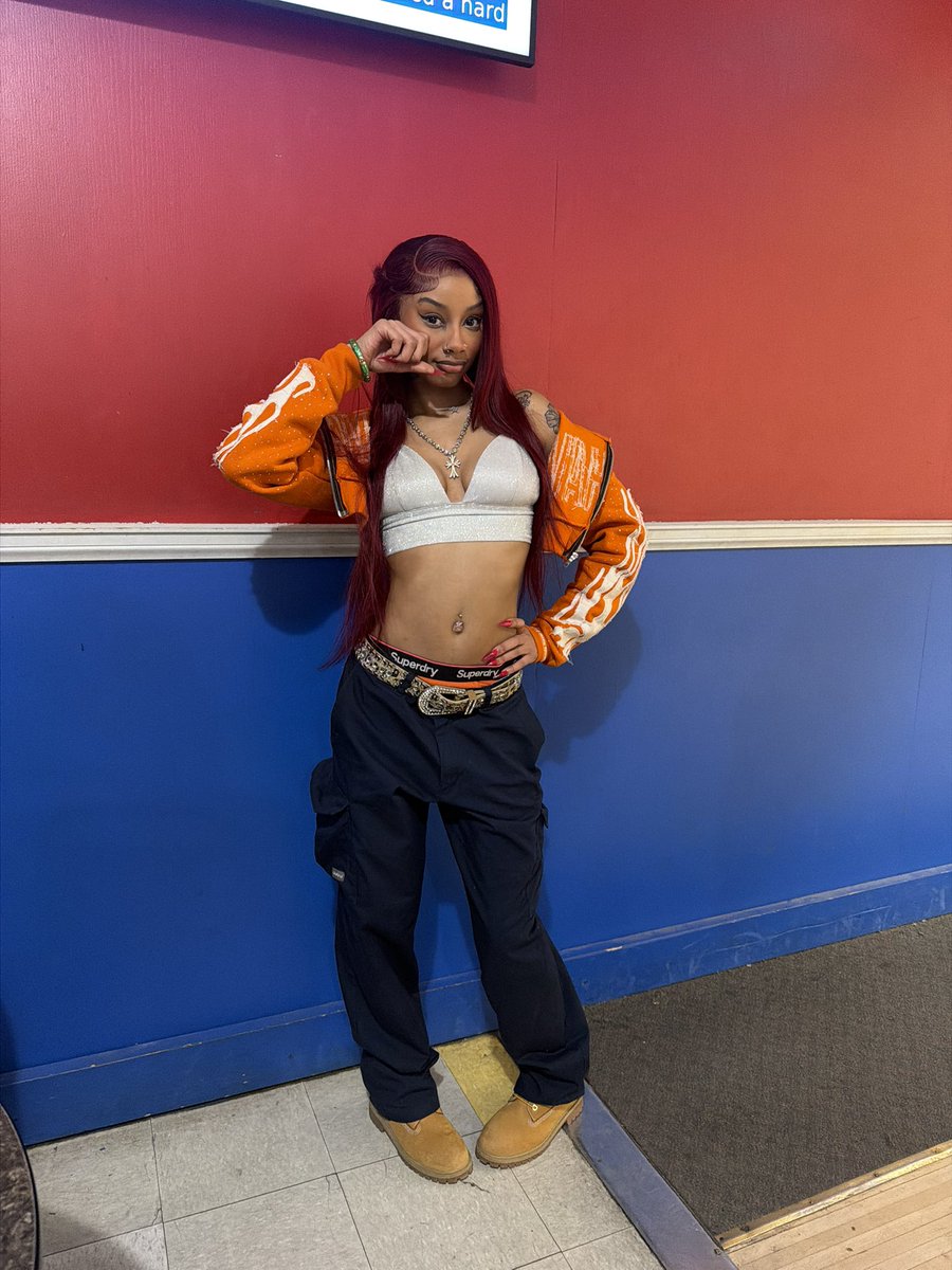 msfairygodmuva's tweet photo. #whatwaist ? https://t.co/b6kFgfgcQl