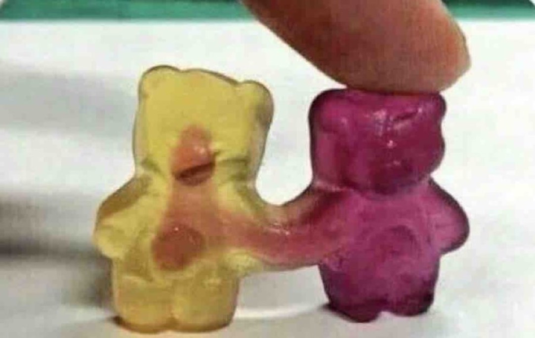 Cuando te juntas mucho con alguien y se te empiezan a pegar sus palabras: