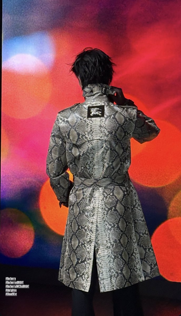 Chasing your dream and become a legend!! 🔥

BRIGHT LFW 2026
#BurberryxBright
#BurberryAW26
#BurberryAW26xBRIGHT
#Burberry #bbrightvc

From here                      To here