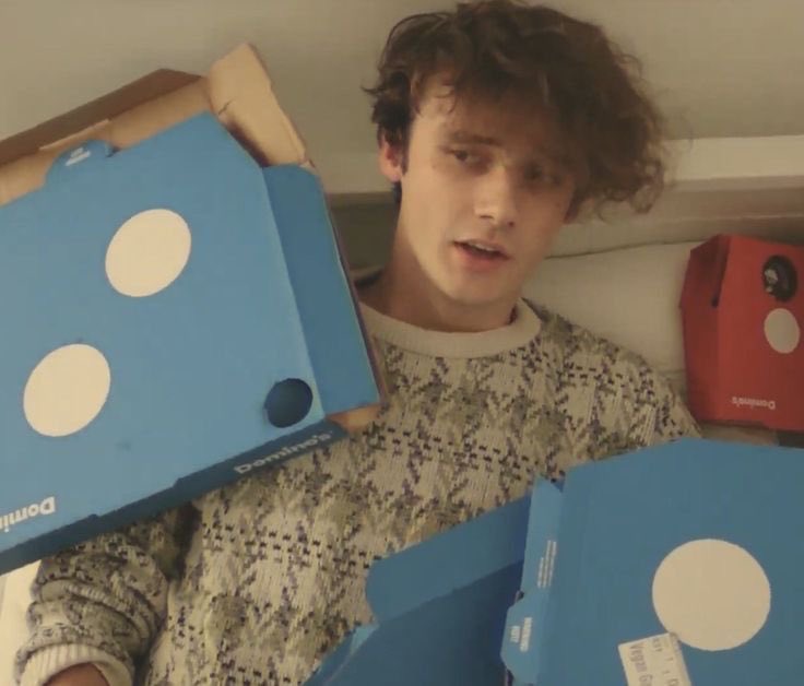 GHOSTBUR tweet media