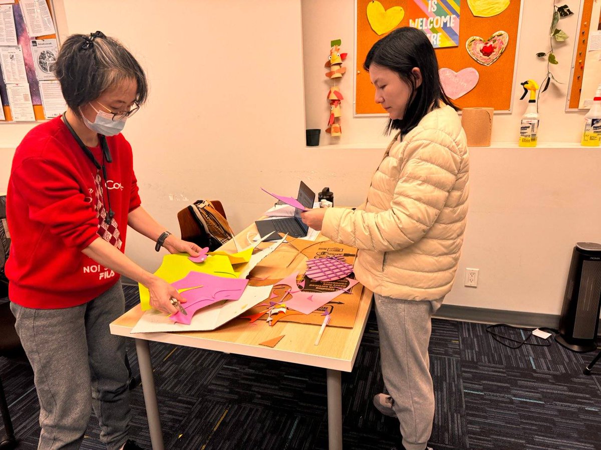 sprottshaw's tweet image. Our Early Childhood Education students at our Richmond campus dove into process art this week, exploring colours, textures, and techniques with curiosity and confidence. 📷
Learn more about this program here: bit.ly/4fsEBKp
#sprottshaw #creativity #eceprogram #learnmore