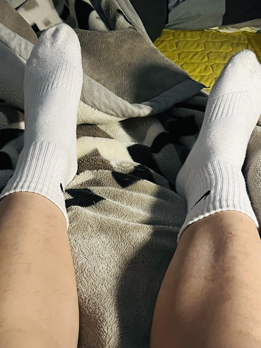 Cuxp004's tweet photo. 好肥的jio 🦶 #粗腿 #肉壮 https://t.co/BaVqzTxcYC