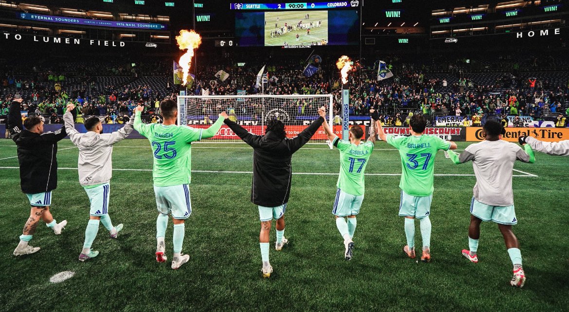 cam_pellegrino's tweet image. MLS Attendance 2/21-22:

1 #LAFC 75,673 (81%)
2 #Sounders 31,606 (44%)
3 #FCCincy 25,513 (98%)
4 #SDFC 25,412 (73%)
5 #EveryoneN 25,044 (83%)
6 #LAGalaxy 25,025 (82%)
7 #OrlandoCity 24,453 (96%)
8 #VWFC 23,546 (43%)
9 #AllForCITY 22,423 (100%)
10 #RCTID 22,210 (87%)