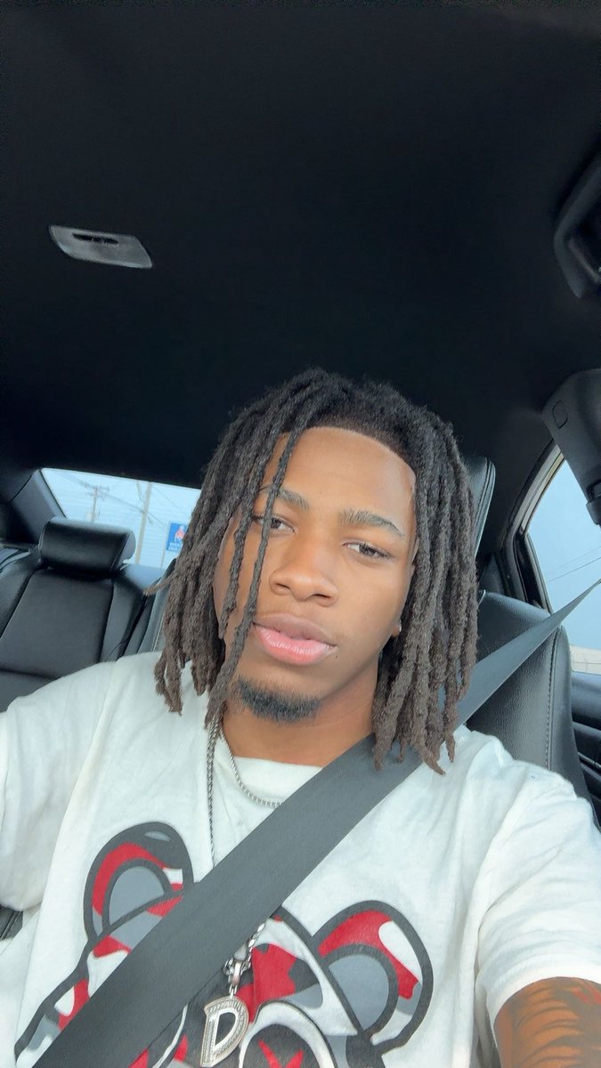 DRIZZY🌧️🌋 tweet media