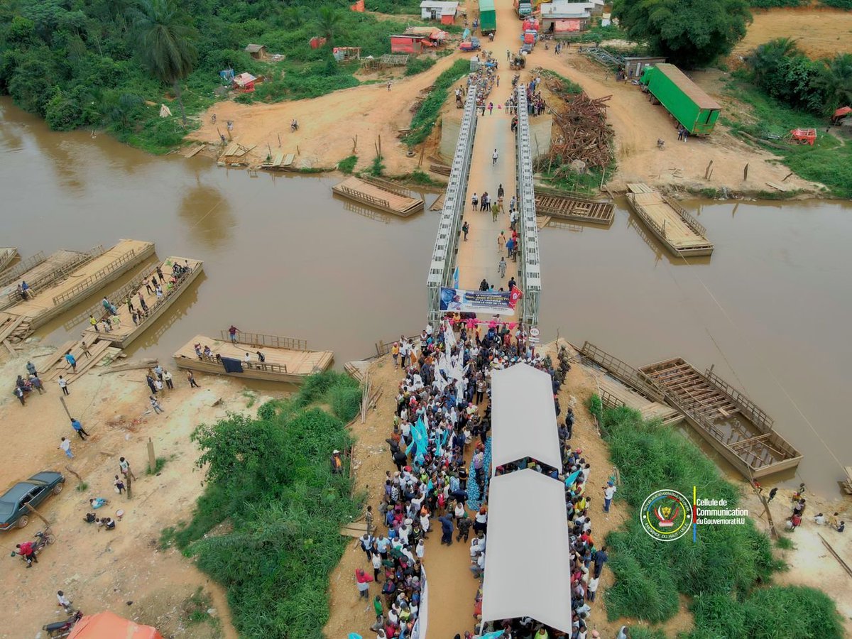 Erickmutom32499's tweet photo. Le pont jeté sur  la rivière Embo qui relie la province d'ituri à la province du Haut-Uélé grâce aux efforts du Chef de l'État est déjà opérationnel 🇨🇩 https://t.co/OqrHxEFA5T