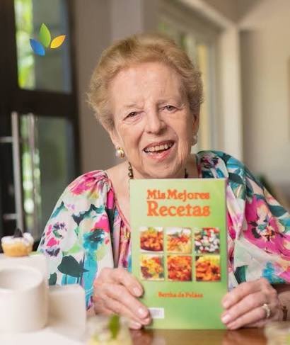 Descanse en paz doña Berta de Peláez!   

Una leyenda de la TV y la gastronomía panameña de los 80’s.