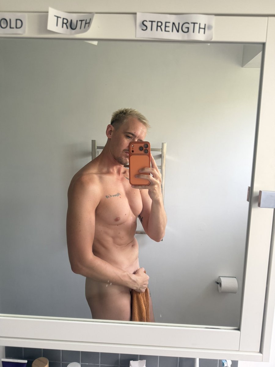 Mr speedo tweet media