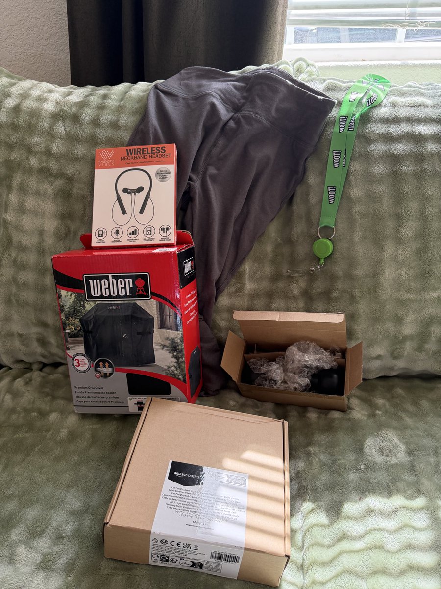 My BOC has arrived!!! Thank you <a href="/woot/">Woot!</a> for making it extraordinary crappy!! That Grill cover going to fit perfectly! Woooottttt Woooottttt!! 🙌🙌 #BoxOfCrap