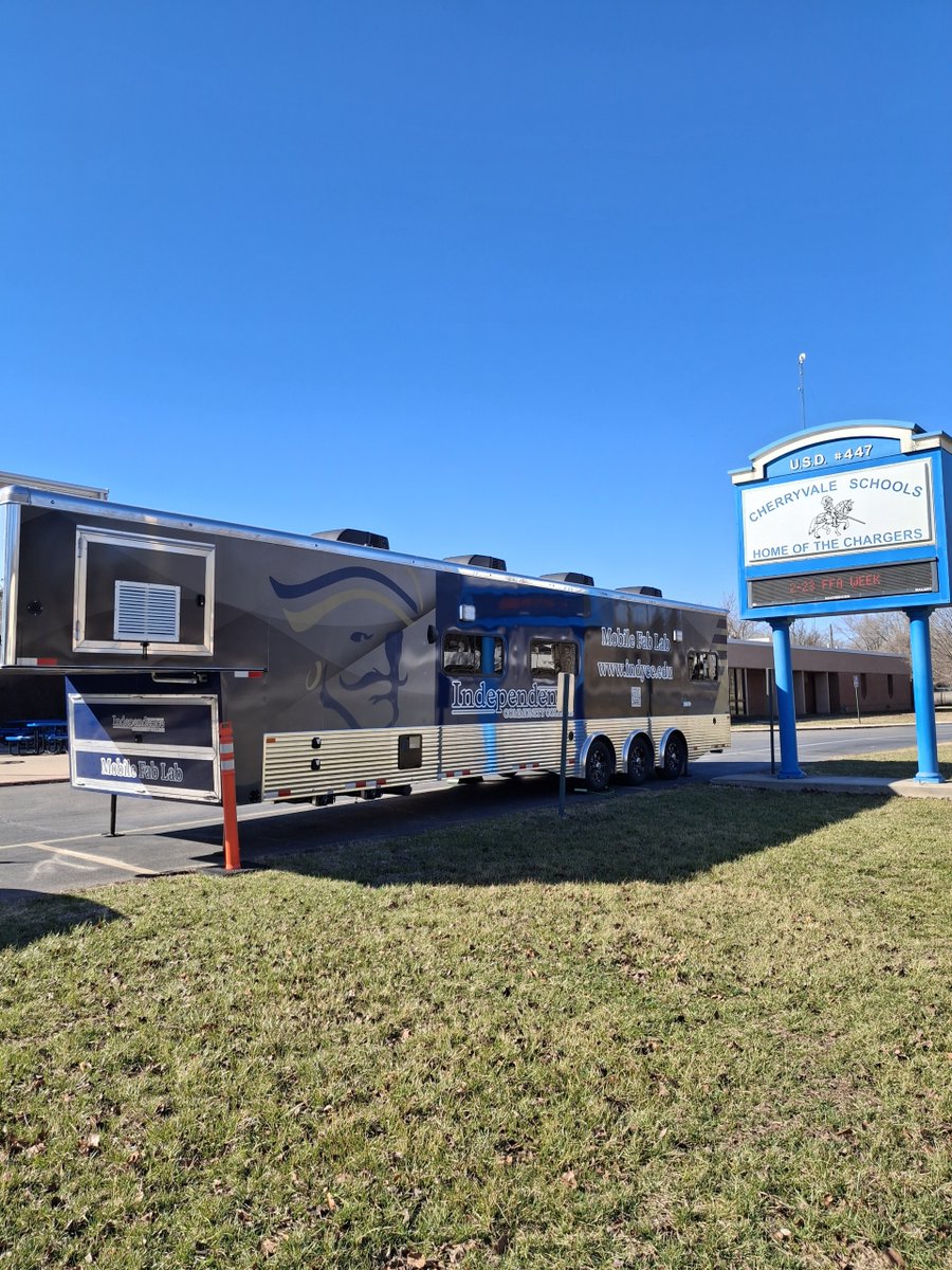 Independence CC tweet media