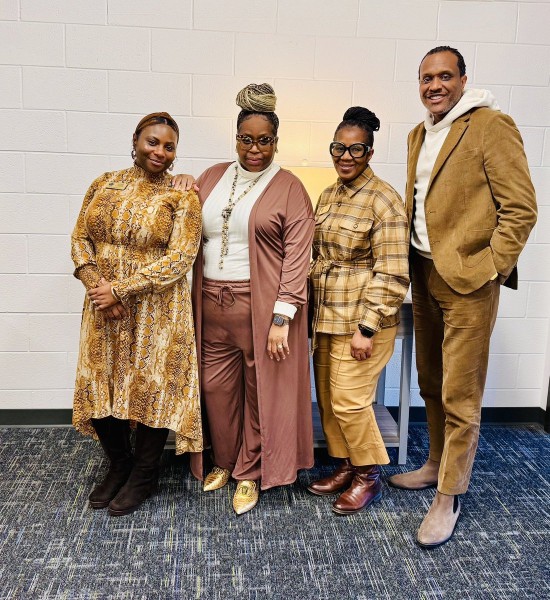 DeAnna M Turner tweet media