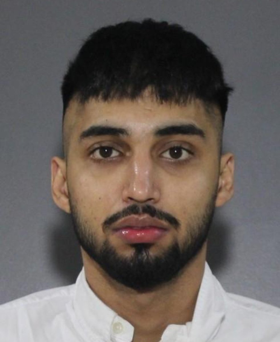 itssamonline's tweet image. 🇨🇦 #Extortion
Lovebir Singh (22) a foreign national suspected of involvement in the ongoing extortion crisis, has been deported from Canada following a joint investigation by the @surreyps  Surrey Police Service (SPS) and the CBSA @CanBorder
Although Singh was removed from the