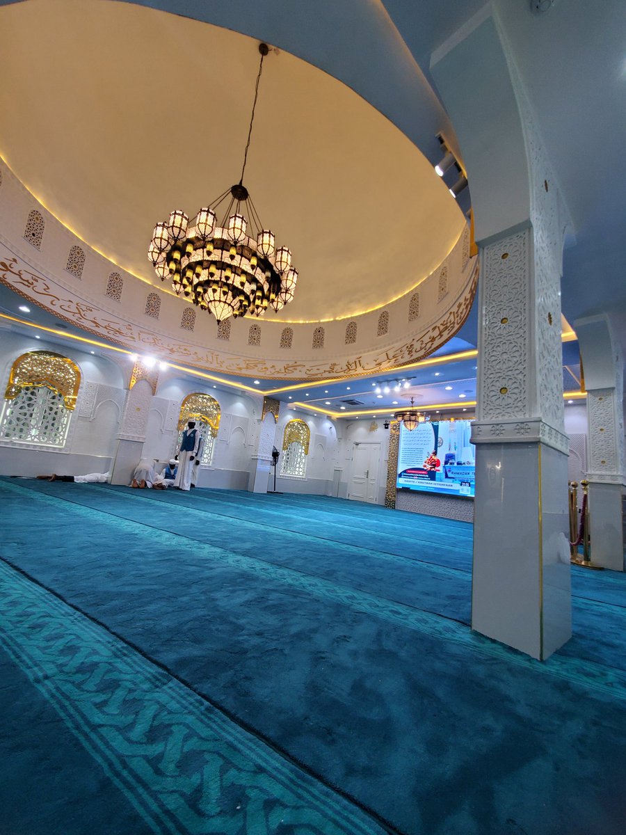 And have u seen this one ? Masjid Muhammad Rosullulah (Surulere lagos)

Allahumo solli alaa Muhammadin wasalim