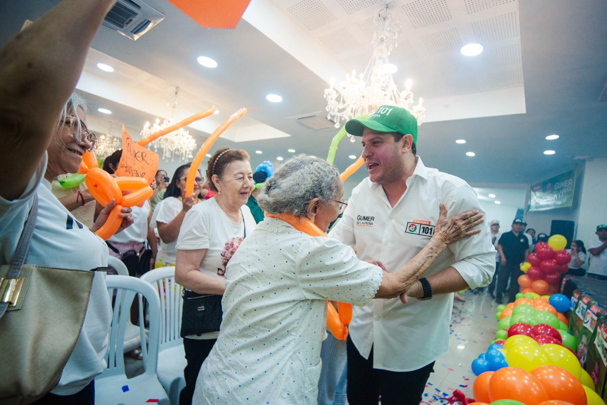 Valledupar 101% Gumerista.
Me abrieron las puertas de su casa, para conocerme y este respaldo me hace sentir orgulloso de el trabajo que hemos venido haciendo. Gracias a todos.